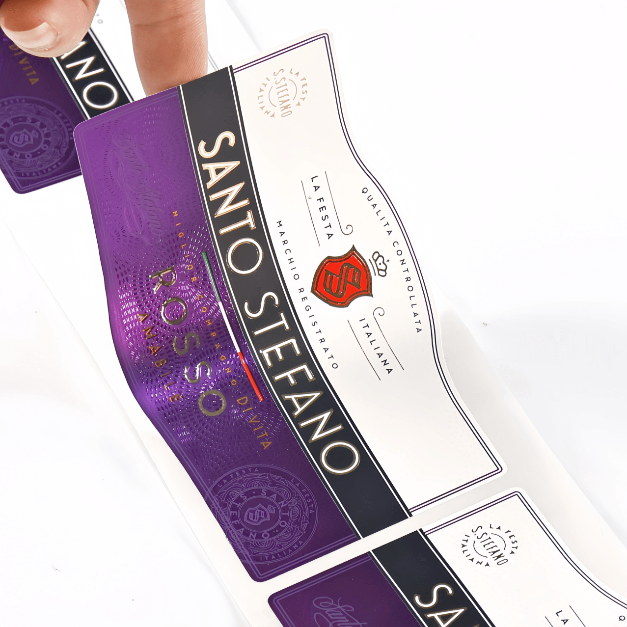 Custom Foil and Embossing Wine Bottle Labels
