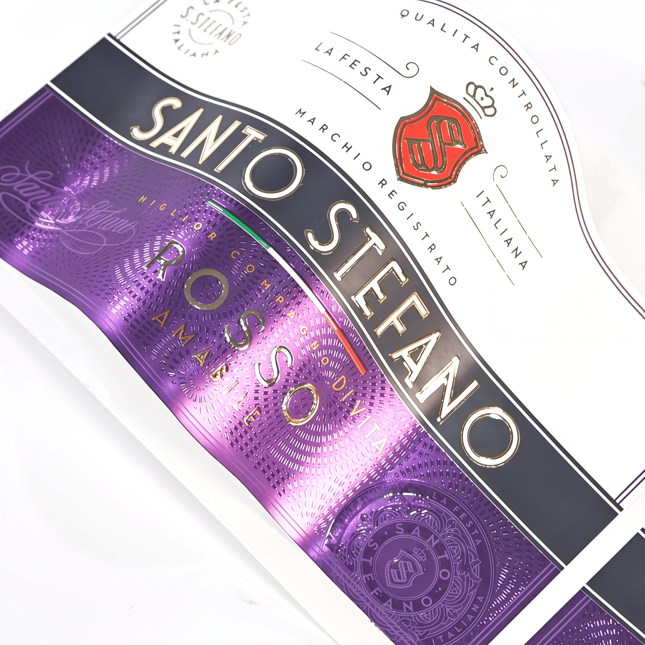 Custom Foil and Embossing Wine Bottle Labels